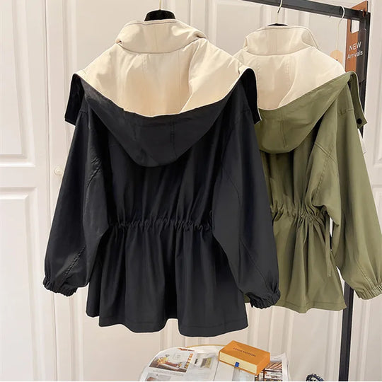 Beate | Elegante trench idrorepellente